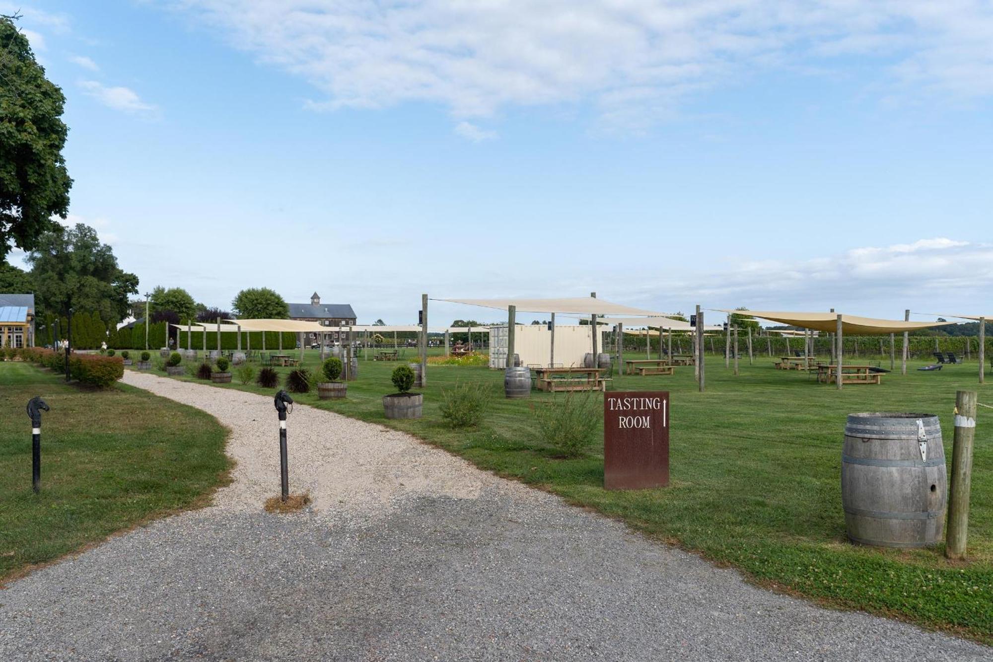 Nature'S Paradise: Private Dock & Water Views Mattituck Exterior photo