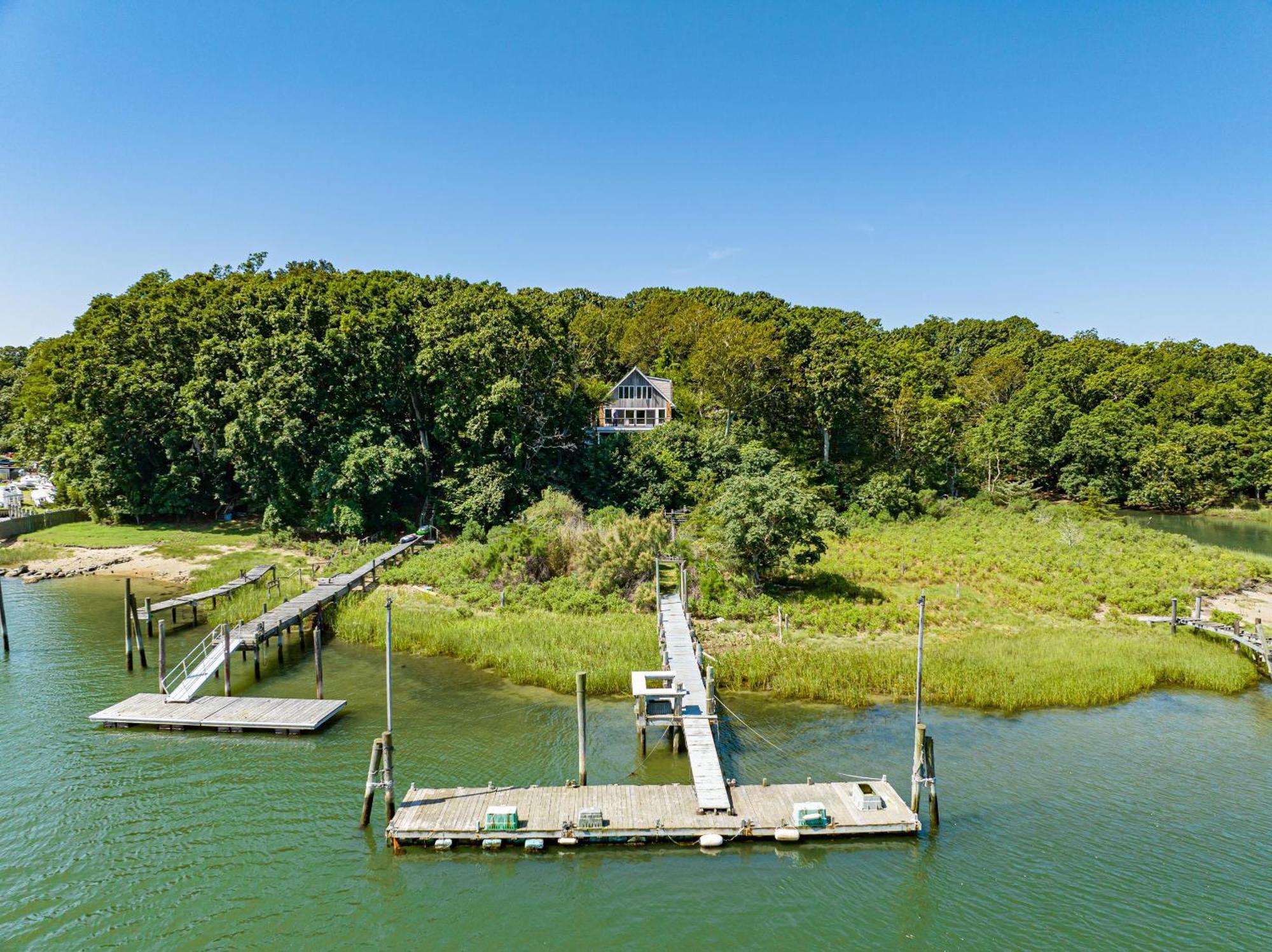 Nature'S Paradise: Private Dock & Water Views Mattituck Exterior photo