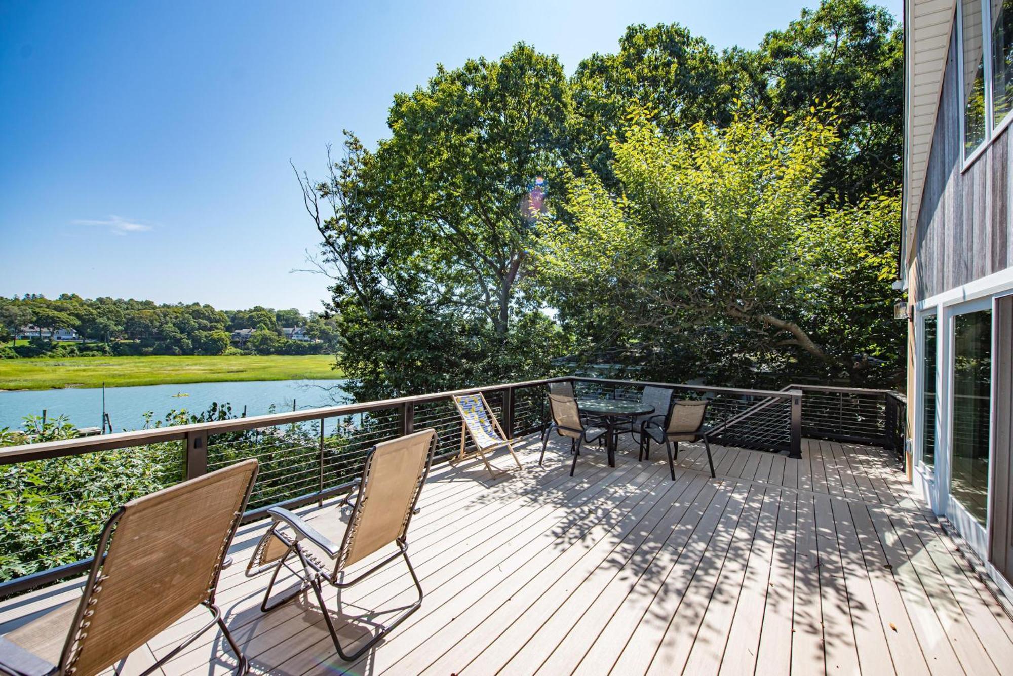 Nature'S Paradise: Private Dock & Water Views Mattituck Exterior photo